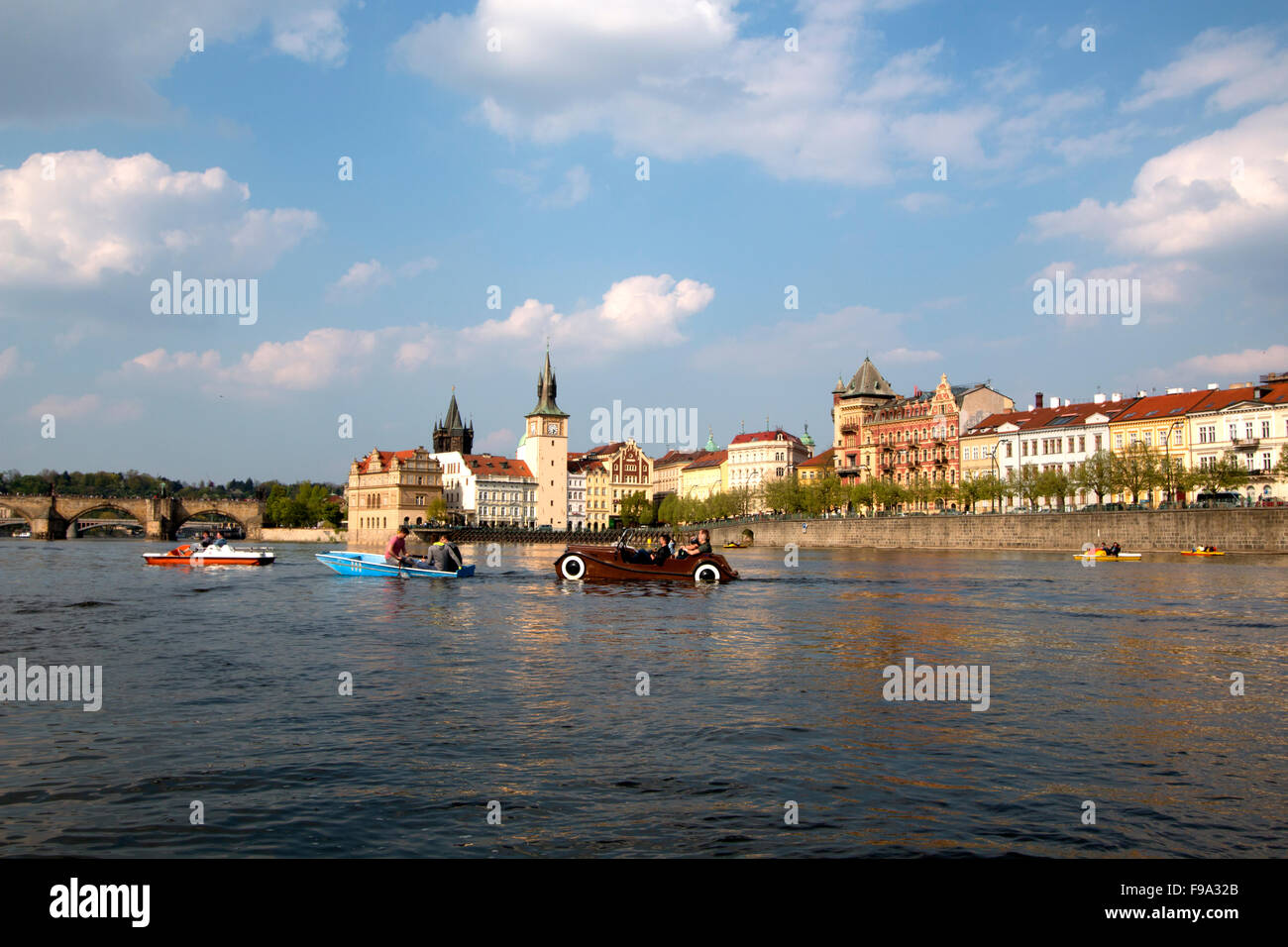 De la rivière Vltava à Prague Banque D'Images