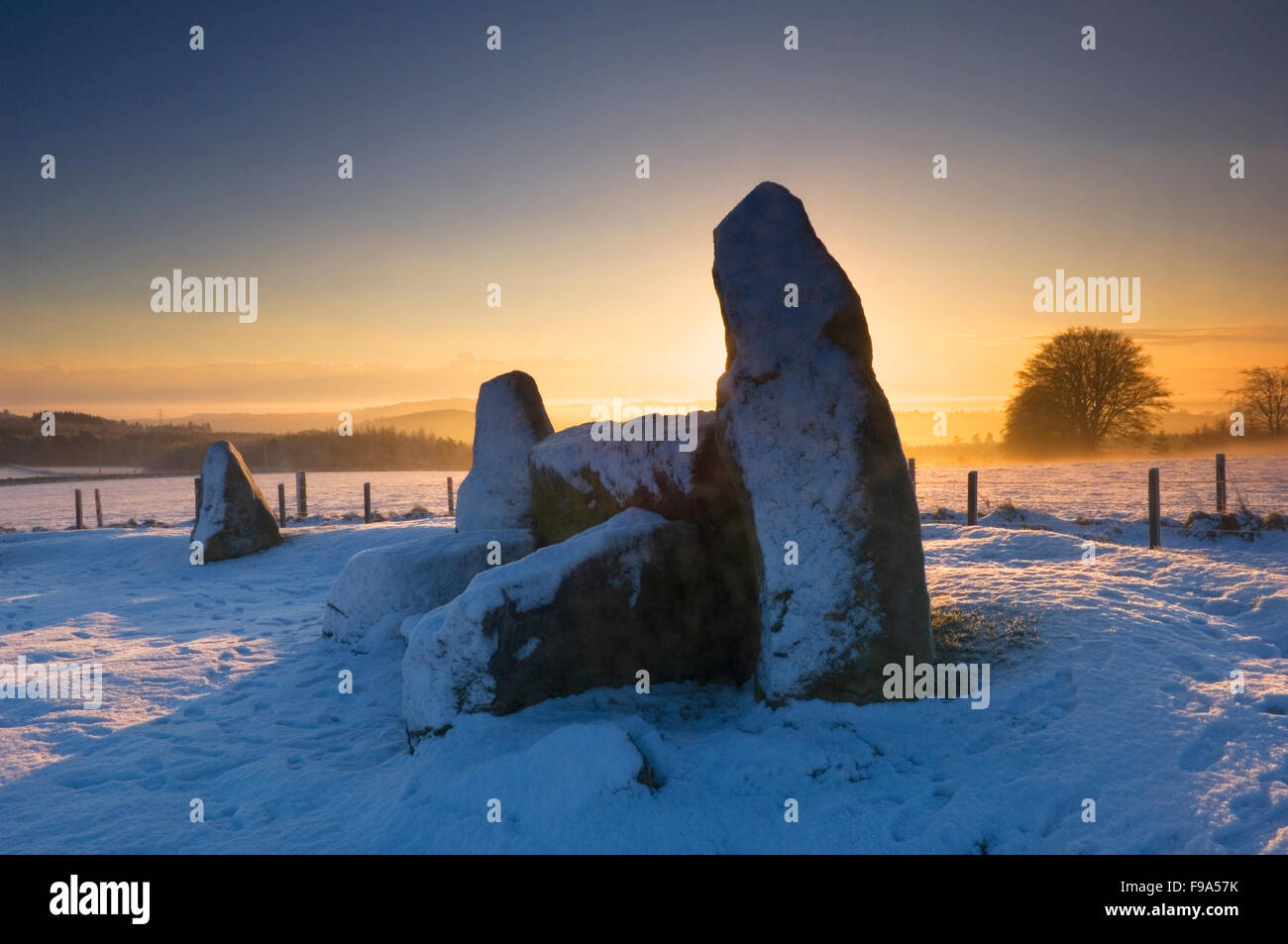Le cercle de pierres est Aquhorthies au lever du soleil - près d'Inverurie, Aberdeenshire, Ecosse. Banque D'Images