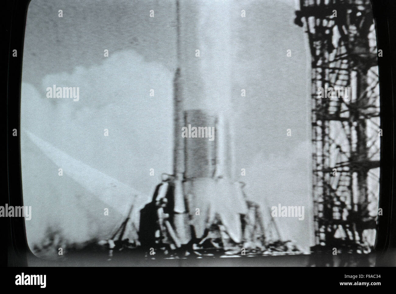 Apollo 11 lancement Banque de photographies et dimages  haute ...