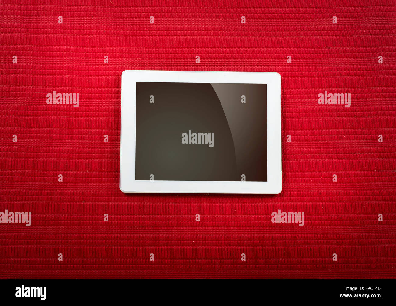 Tablette rouge Banque de photographies et d’images à haute résolution ...