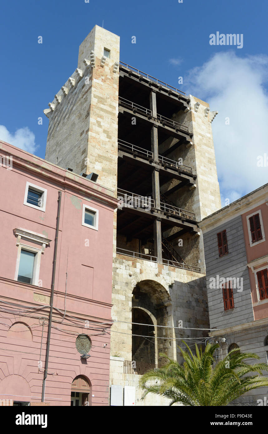 St Pancras Tower (Torre di San Pancrazio) à Cagliari, Sardaigne Banque D'Images