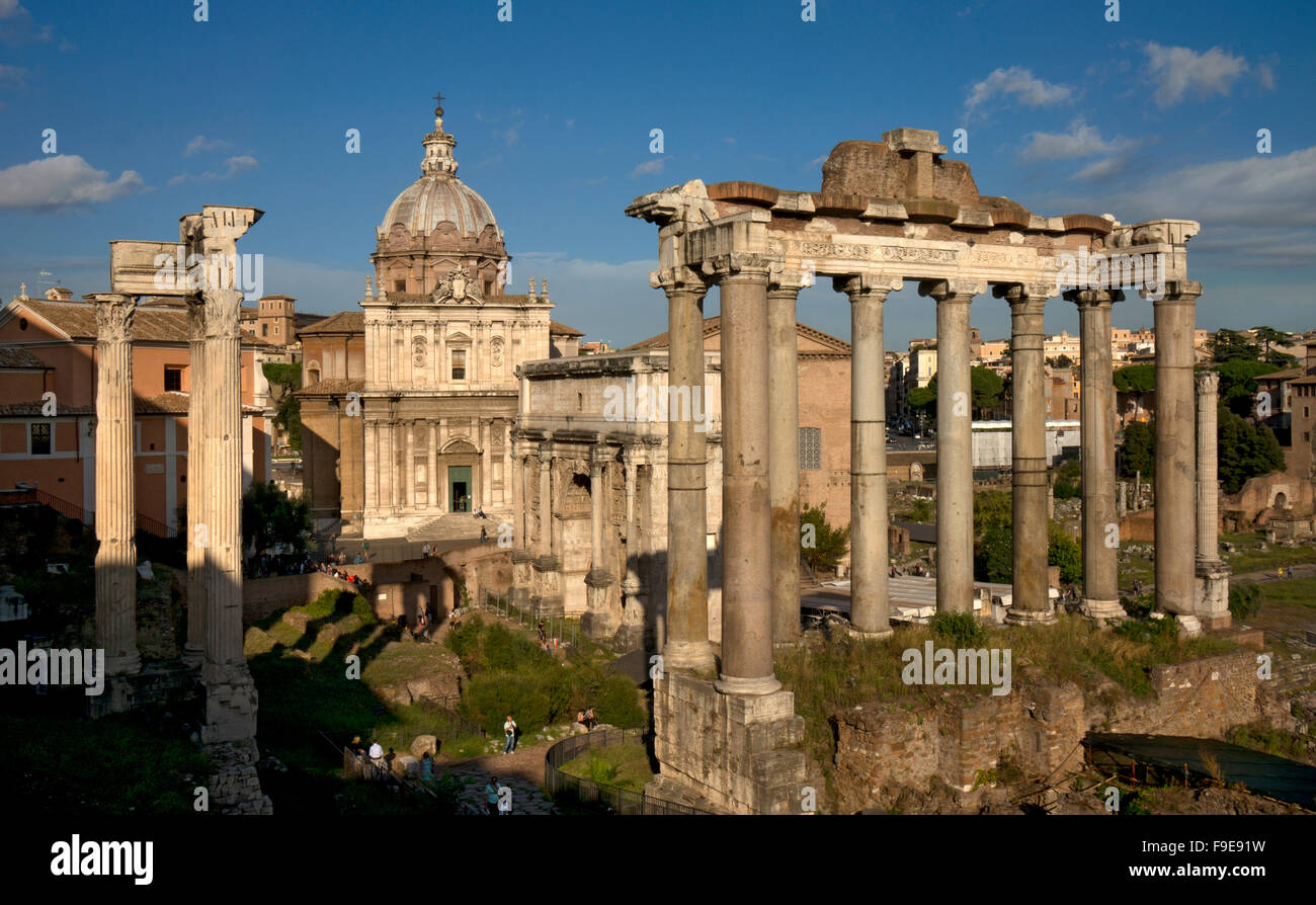 Le Forum Romain, Rome, Italie Banque D'Images