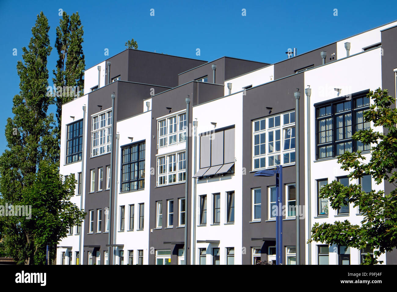 Logement moderne avec terrasse vu à Berlin, la capitale de l'Allemagne Banque D'Images