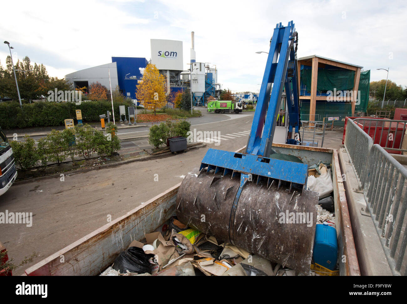 Compactage des déchets Banque de photographies et d’images à haute ...