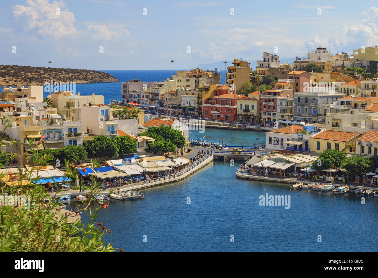 Vue sur le port d'Agios Nikolaos, Crete Banque D'Images