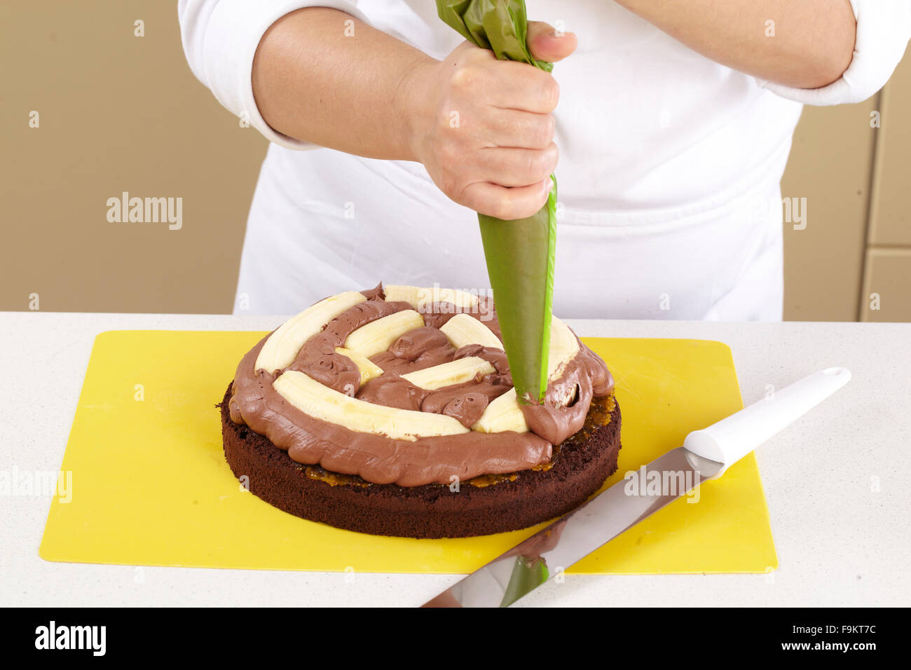 Gateau Au Chocolat Et A La Banane Procedure Banane Et Chocolat Cake Photo Stock Alamy