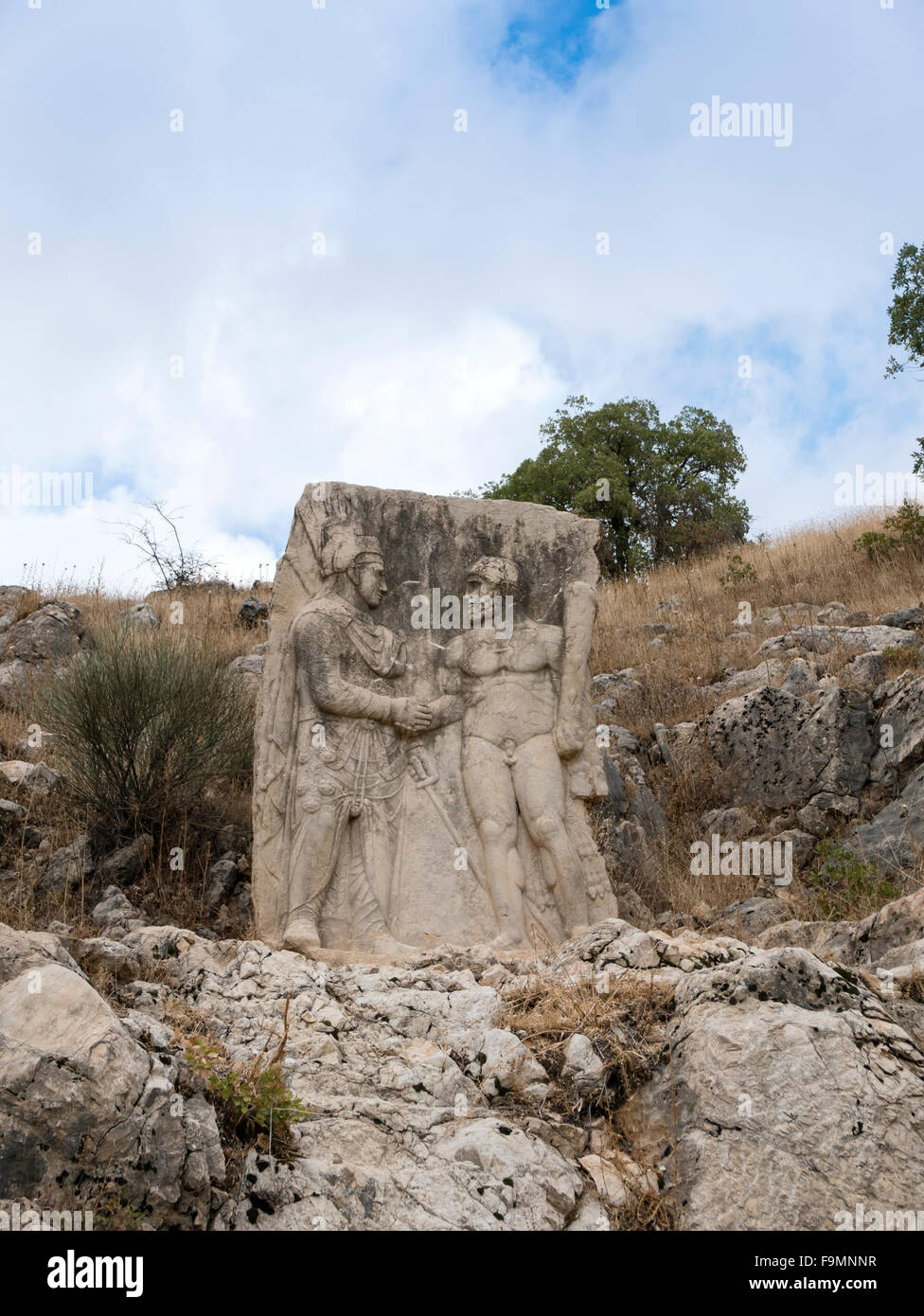 Soulagement des Herakles-Artagnes et le roi Antiochus se serrer la main. Ancienne ville de Arsemia, Kahta, Adıyaman, au sud-est de l'Anatolie, Turk Banque D'Images