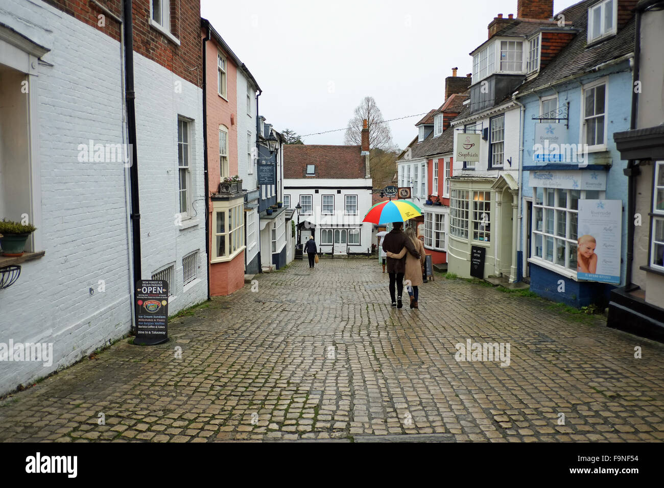 Rue pavée, à Lymington New Forest District Hampshire UK Banque D'Images