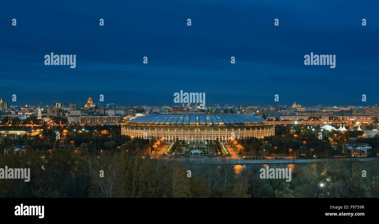 La grande arène de sports Loujniki à Moscou Banque D'Images