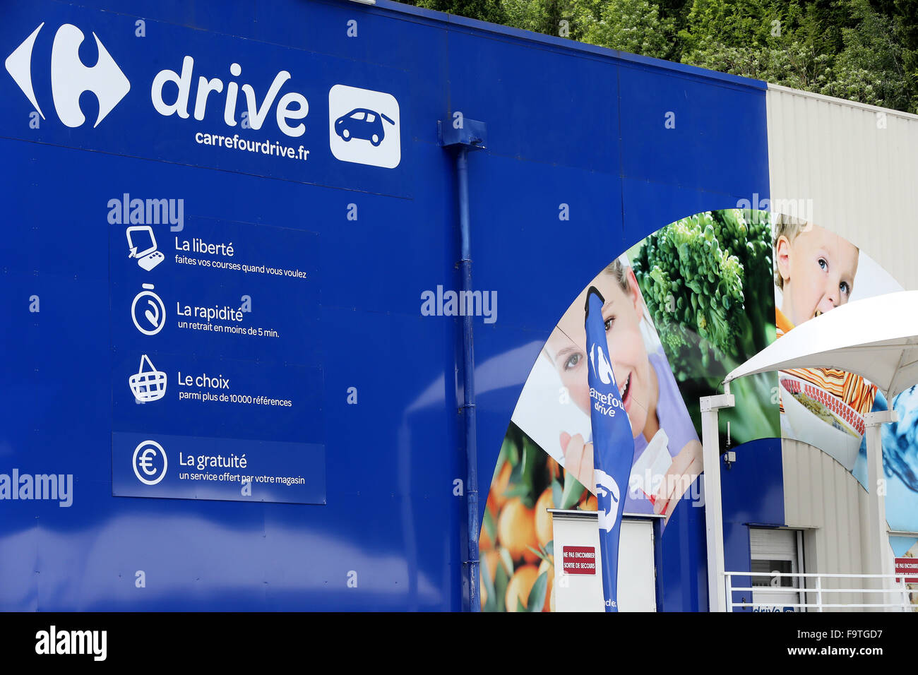 Carrefour drive Banque de photographies et d’images à haute résolution ...