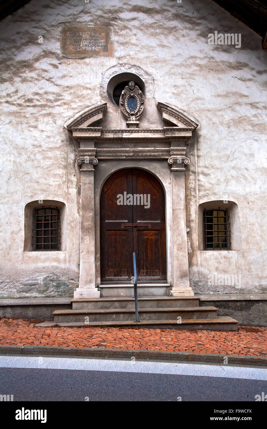 Église Saint Bernardino de Sienne, Faido, Suisse Banque D'Images