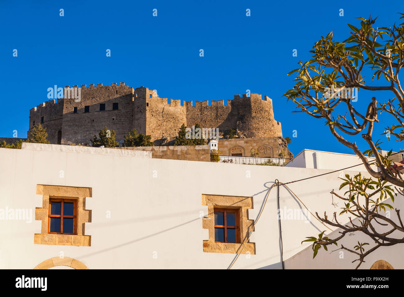 Grèce, Rhodes, Lindos, vue de l'Acropole de Lindos Banque D'Images