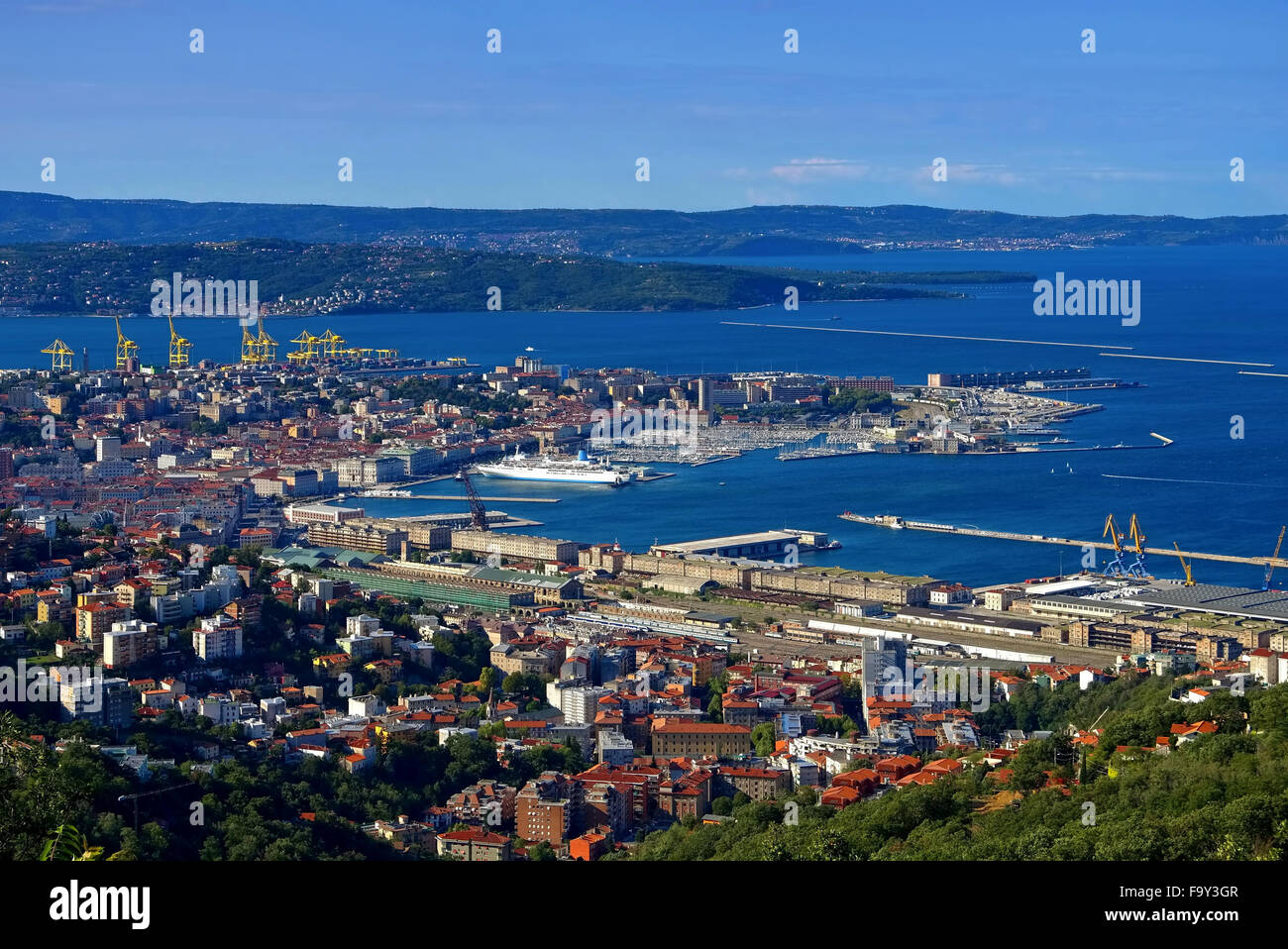 Triest von oben - Trieste vue aérienne 01 Banque D'Images