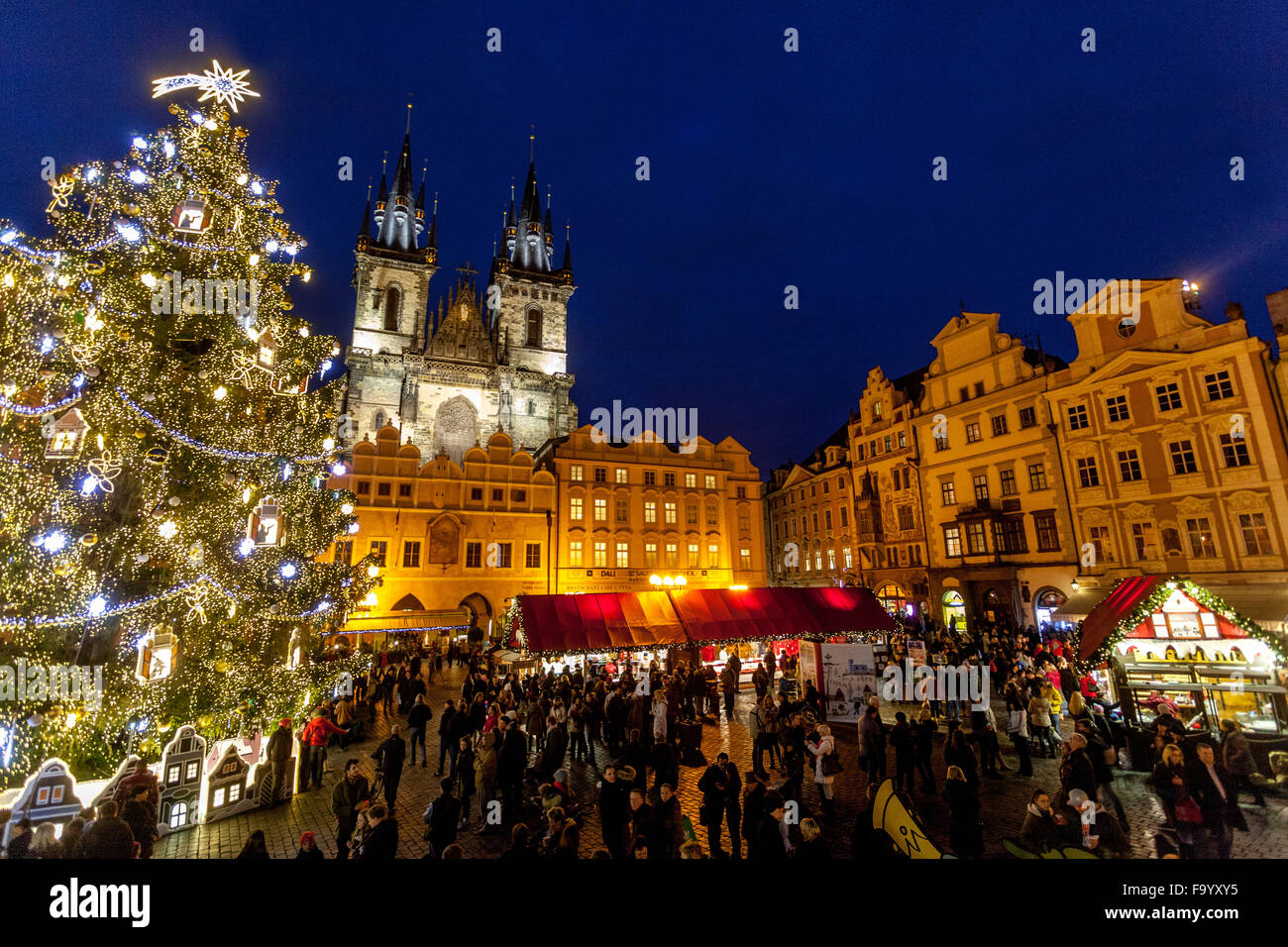 Marché de Noël de Prague Place de la vieille ville. Prague, République Tchèque Europe Banque D'Images