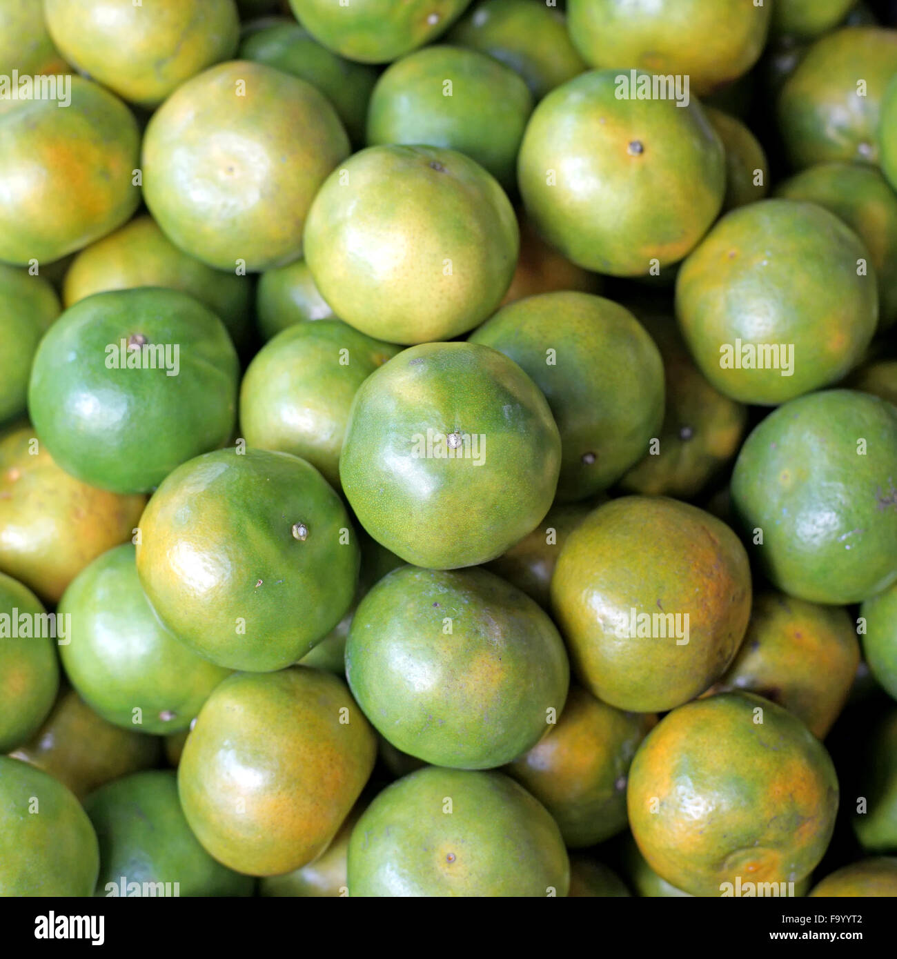 Pile de l'orange douce à la fruit market Banque D'Images Pile de l'orange douce à la fruit market Banque D'Images