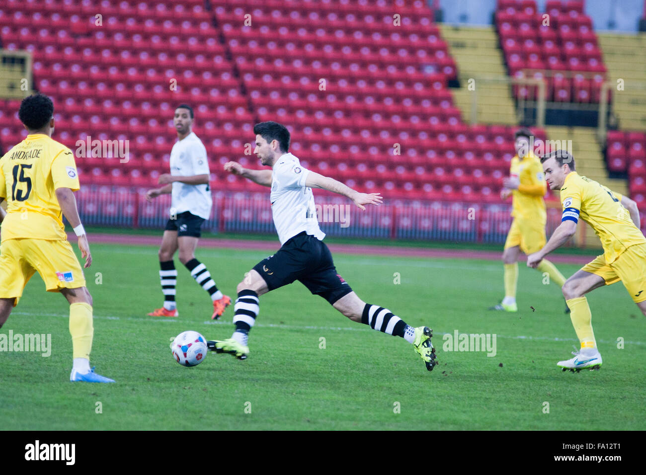 Gateshead FC vs Woking FC à Gateshead International Stadium, UK le samedi 19 décembre 2015 le de crédit Dan Cooke/Alamy Live News Banque D'Images