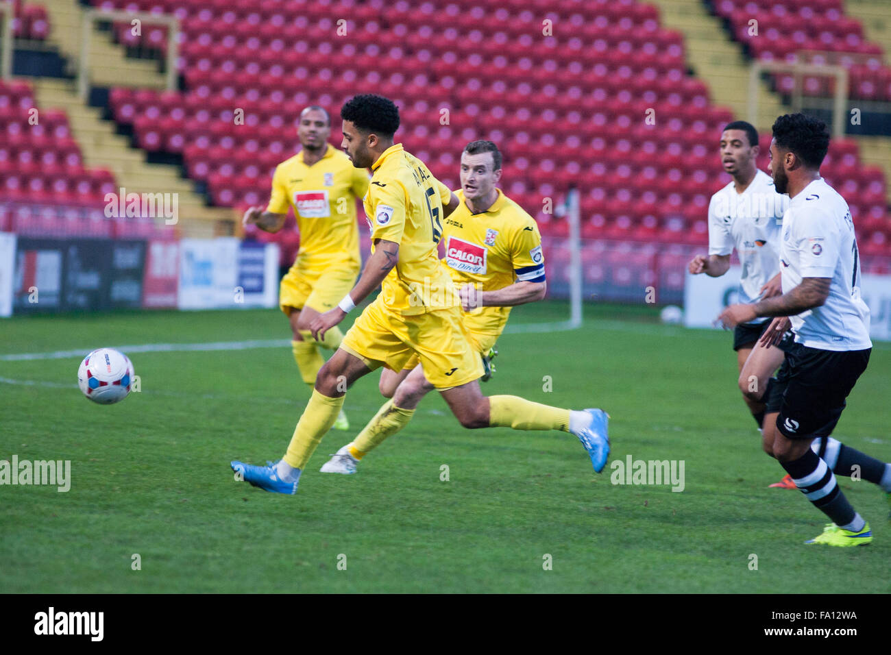 Gateshead FC vs Woking FC à Gateshead International Stadium, UK le samedi 19 décembre 2015 le de crédit Dan Cooke/Alamy Live News Banque D'Images