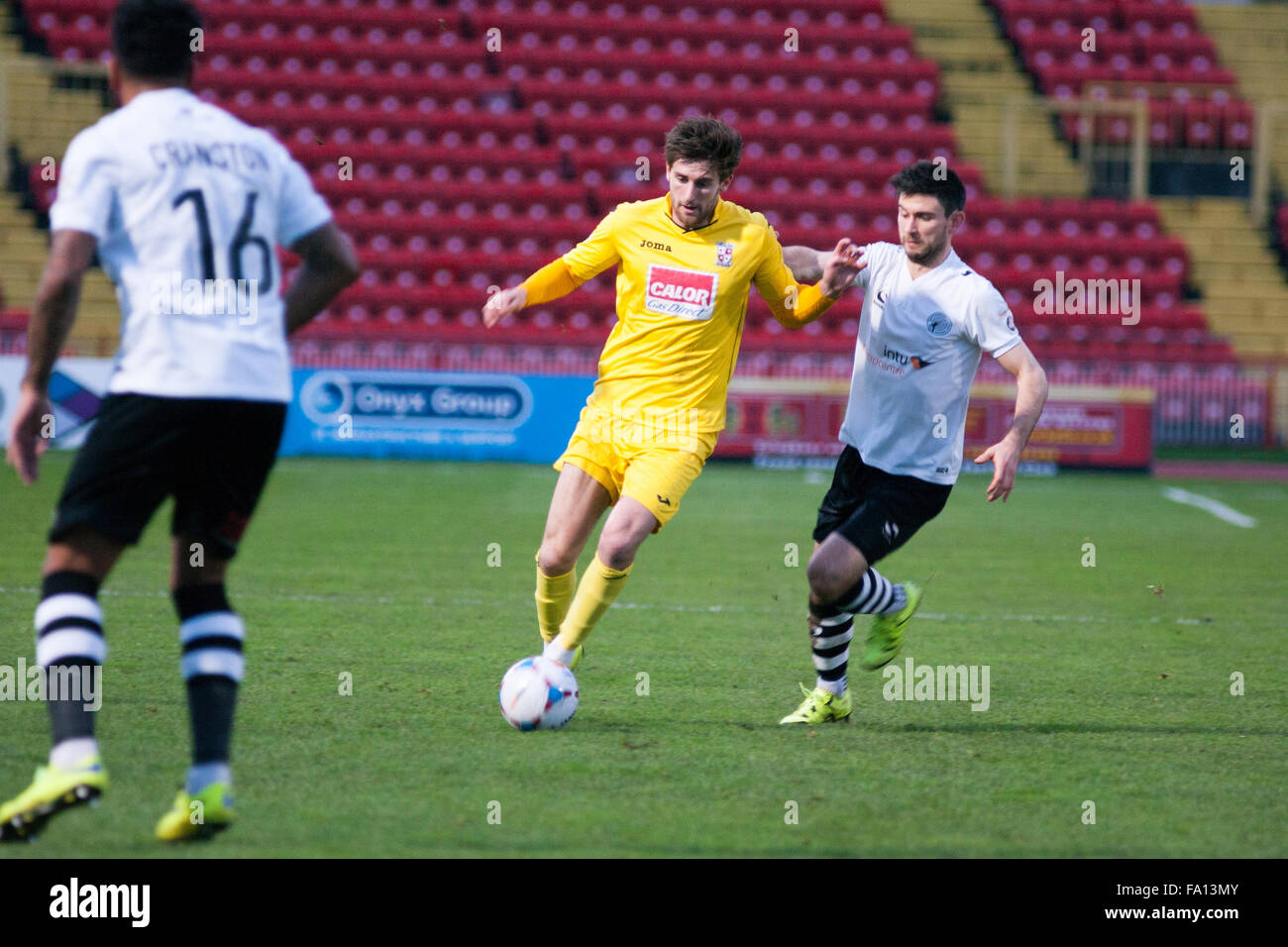 Gateshead FC vs Woking FC à Gateshead International Stadium, UK le samedi 19 décembre 2015 le de crédit Dan Cooke/Alamy Live News Banque D'Images