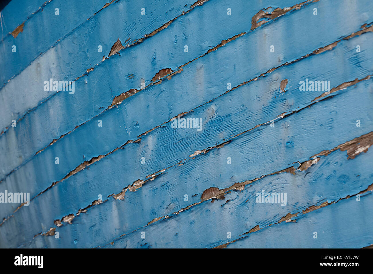 L'écaillage de la peinture sur un vieux bateau Banque D'Images