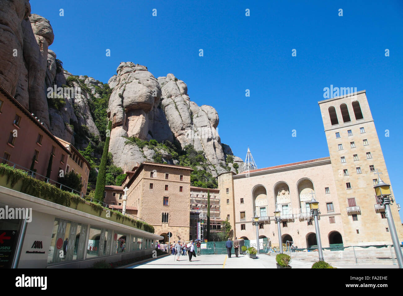 MONTSERRAT, ESPAGNE - 17 juillet 2014 : l'abbaye de Santa Maria de Montserrat en Catalogne, Espagne Banque D'Images