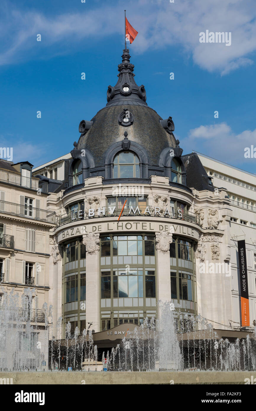 Bazar de l'Hôtel de Ville - célèbre grand magasin dans le centre de Paris, également connu sous le nom de BHV Banque D'Images