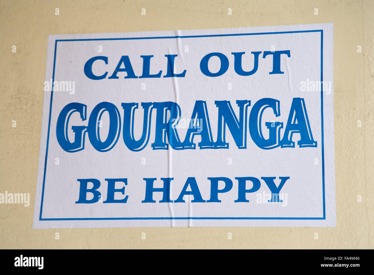 Poster dire appeler Gouranga être heureux, Grain de café Banque D'Images
