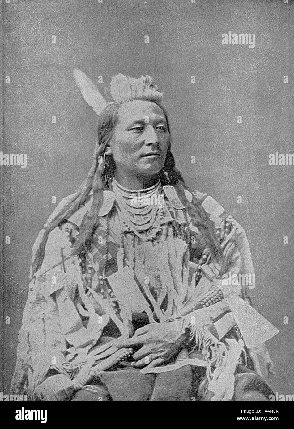 Beaucoup de scalps (1851-1916), Chef Sioux Oglala après Sitting Bull, photographie du livre "horreurs indien ou les massacres de la hommes rouge", par Henry Davenport Northrop, 1891 Banque D'Images