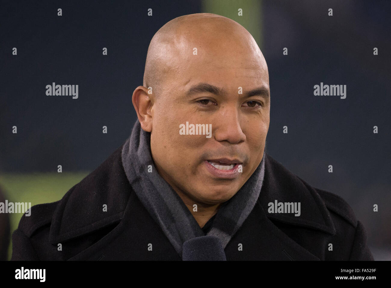 Philadelphie, Pennsylvanie, USA. 18Th Oct, 2015. NBC Sports Hines Ward cherche sur avant le match de la NFL entre les Arizona Cardinals et les Philadelphia Eagles au Lincoln Financial Field à Philadelphie, Pennsylvanie. Les Arizona Cardinals a gagné 40-17. Les Arizona Cardinals clinch la NFC West Division. Christopher Szagola/CSM/Alamy Live News Banque D'Images