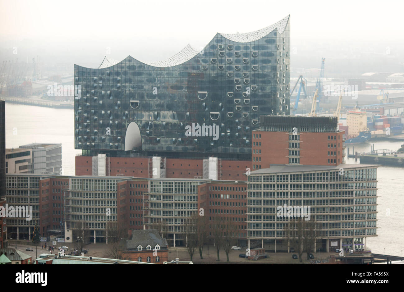 L'Elbphilharmonie ( Elbe Philharmonic Hall ) à Hambourg , Allemagne Banque D'Images
