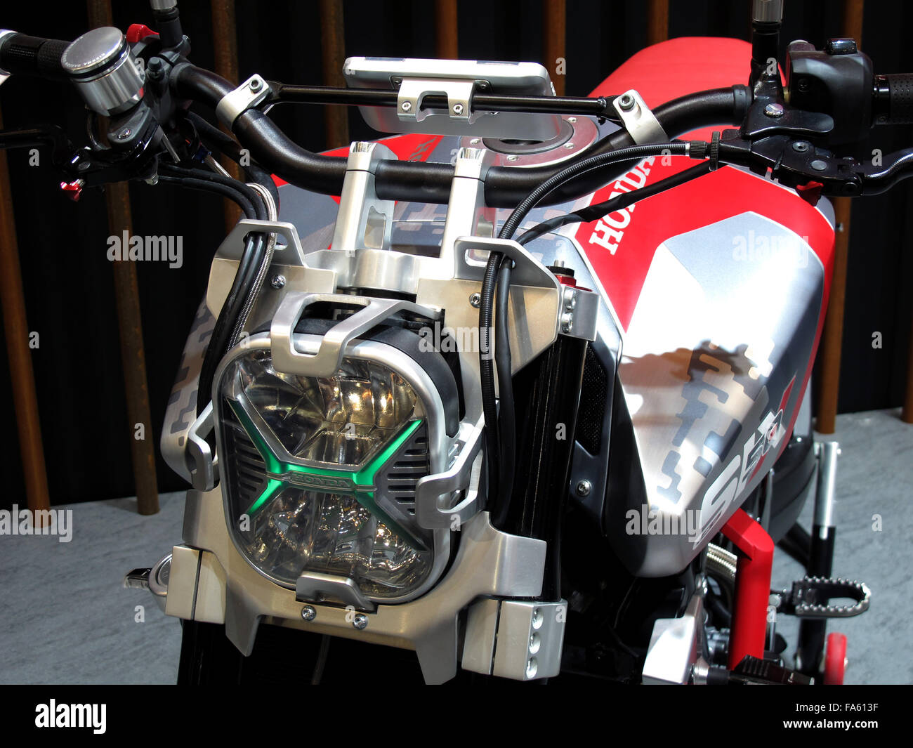 Studio de Design,Honda,concept Salon de la moto de Paris, France Photo  Stock - Alamy