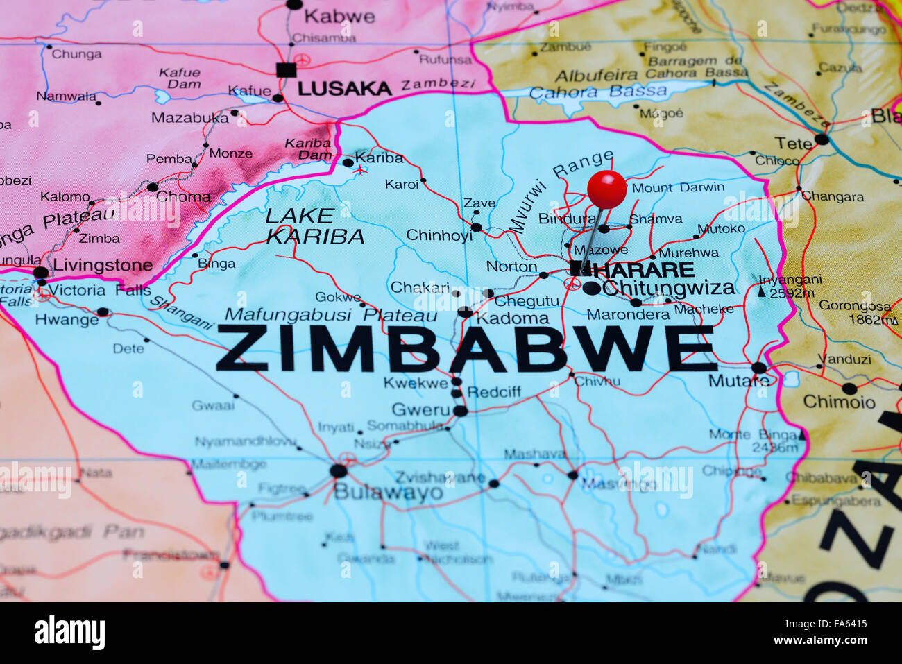 Harare épinglée sur une carte de l'Afrique Banque D'Images