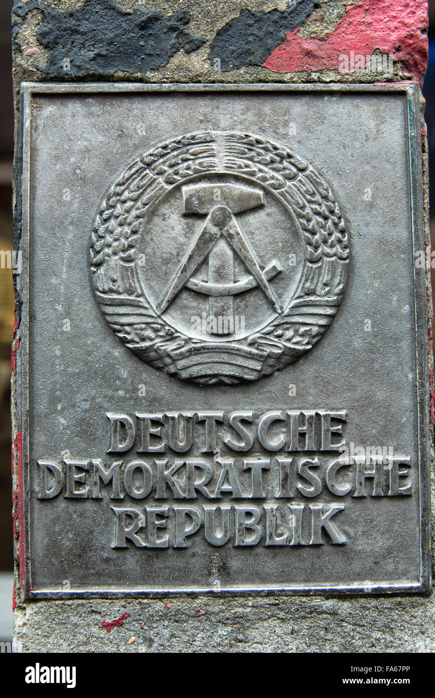 Signe de l'Allemagne de l'est à Chrckpoint Charlie Berlin Décembre 2015 Banque D'Images