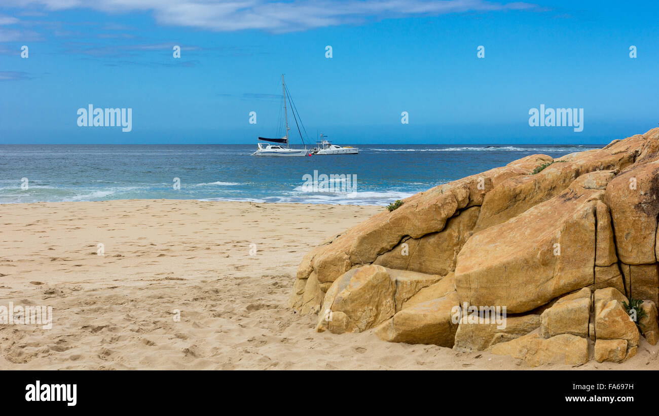 Plage vide, Plettenberg Bay, Western Cape, Afrique du Sud Banque D'Images