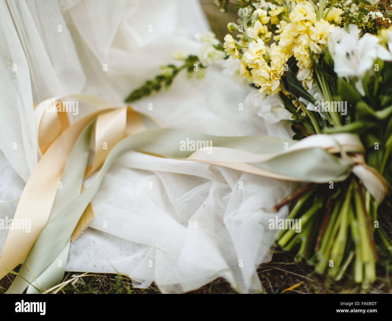 Bouquet de mariée sur le terrain Banque D'Images