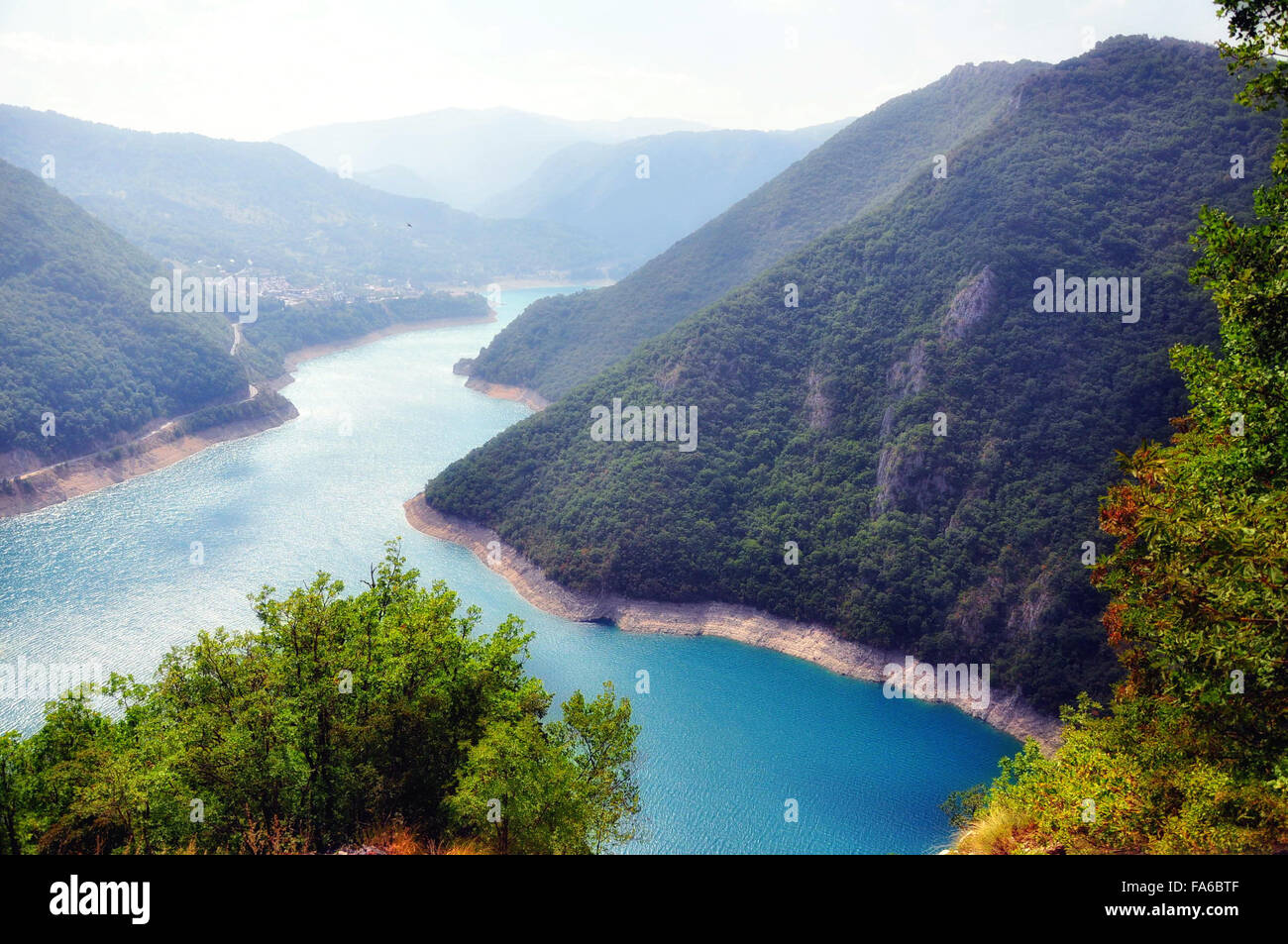 Lake Piva (Pivsko Jezero) réservoir, Monténégro Banque D'Images