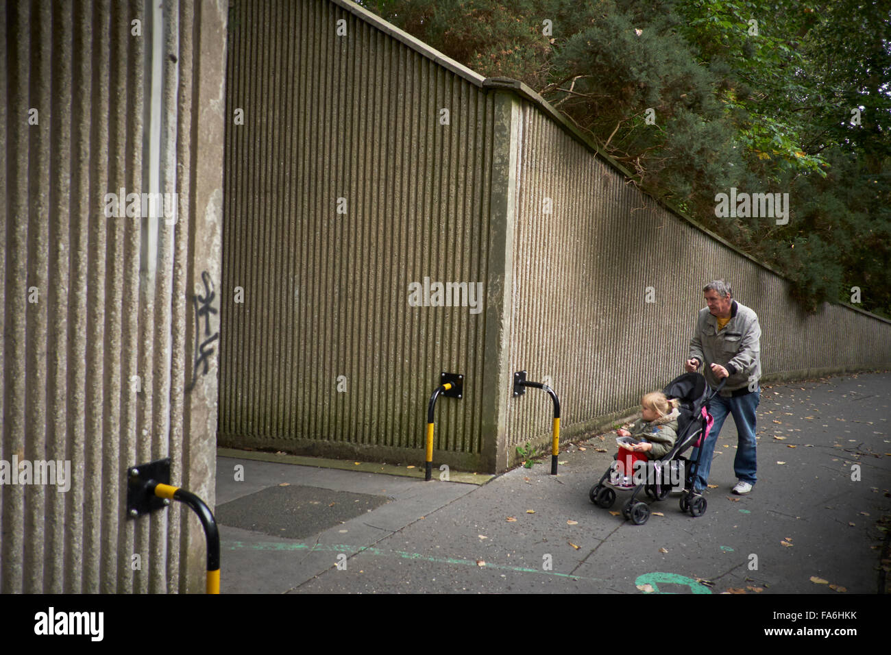 La colline de Lancashire et système de métro rond-point pour les piétons trottoir de béton un passage inférieur est normalement un passage souterrain pour les piétons Banque D'Images