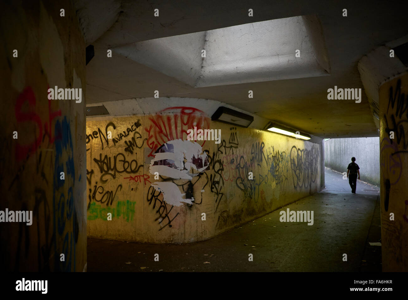 La colline de Lancashire et système de métro rond-point pour les piétons trottoir de béton un passage inférieur est normalement un passage souterrain pour les piétons Banque D'Images