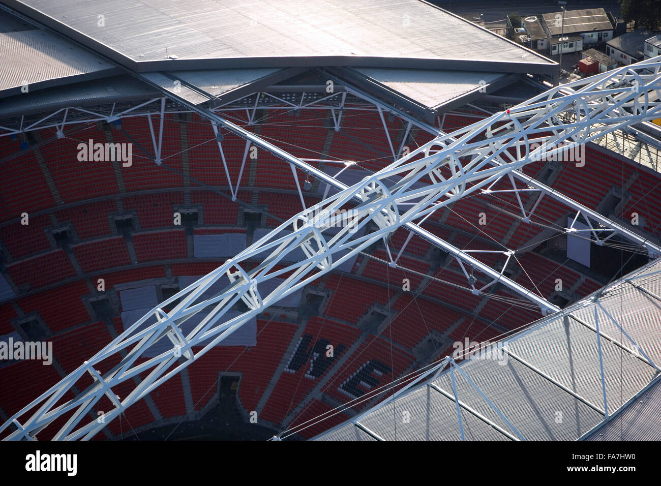 Le stade de Wembley, Londres. Close up vue aérienne du pavillon, de l'intérieur et de l'arch. Banque D'Images
