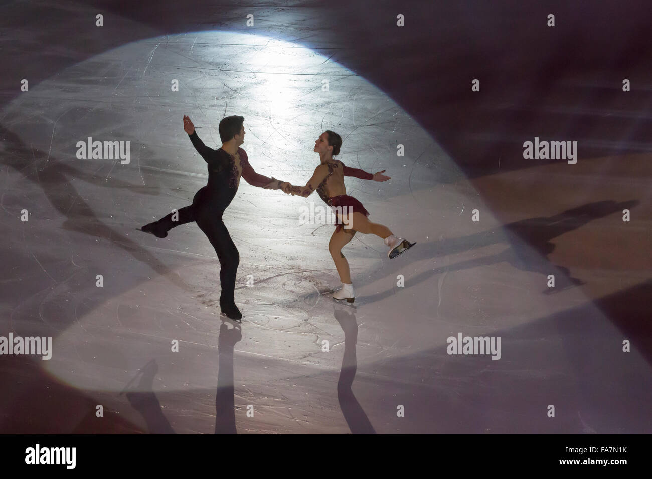 Nicole Della Monica et Matteo Guarise champions de patinage artistique Banque D'Images