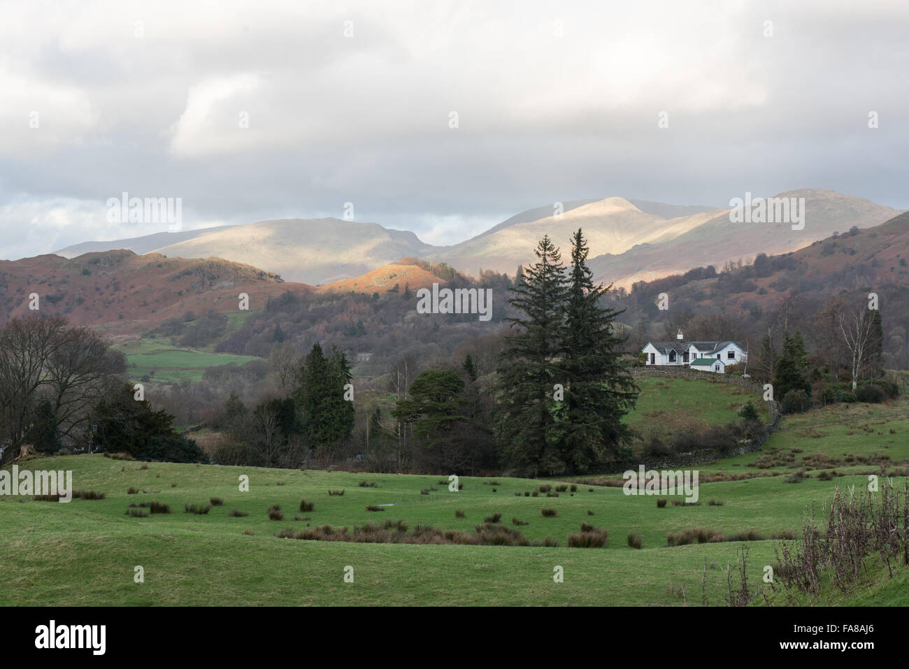 , Cumbria (Royaume-Uni). 23 Décembre, 2015. De nombreuses parties de la région des lacs ne sont pas affectés par les inondations mais toujours affecté par la baisse du tourisme. Crédit : Michael Scott/Alamy Live News Banque D'Images