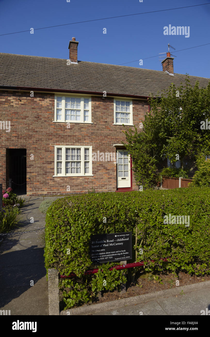 Lextérieur Et Jardin De Devant à 20 Forthlin Road Allerton
