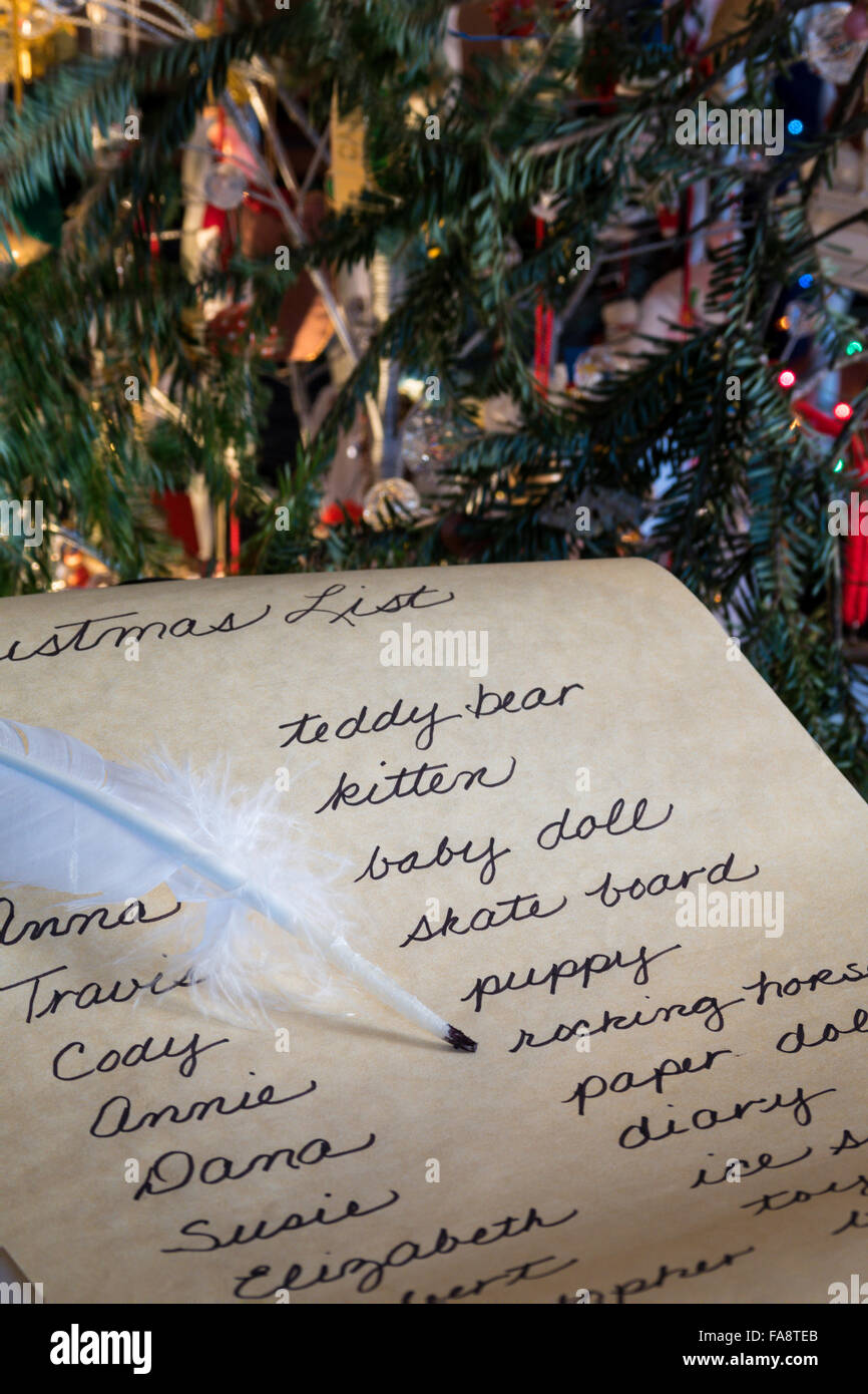 Liste manuscrite cursive de la vie du Père Noël Photo Stock Alamy