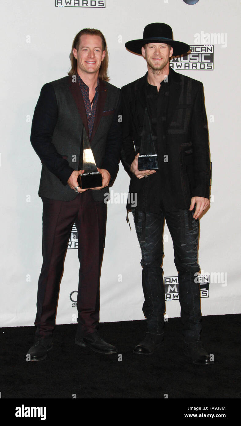 American Music Awards 2015 - Salle de presse tenue au théâtre avec Microsoft : Florida Georgia Line : Tyler Hubbard, Brian Kelley Où : Los Angeles, California, United States Quand : 22 Nov 2015 Banque D'Images