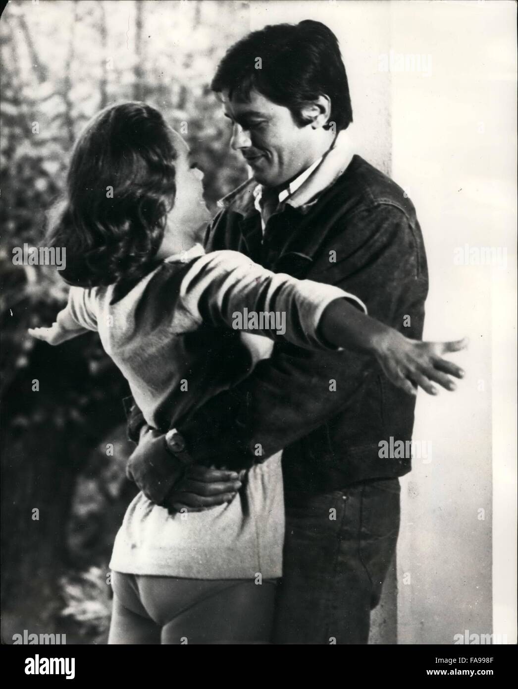 Affiche Vintage Alain Delon & Romy Schneider - Côte D'Azur Années 60 - 30x40 Cm