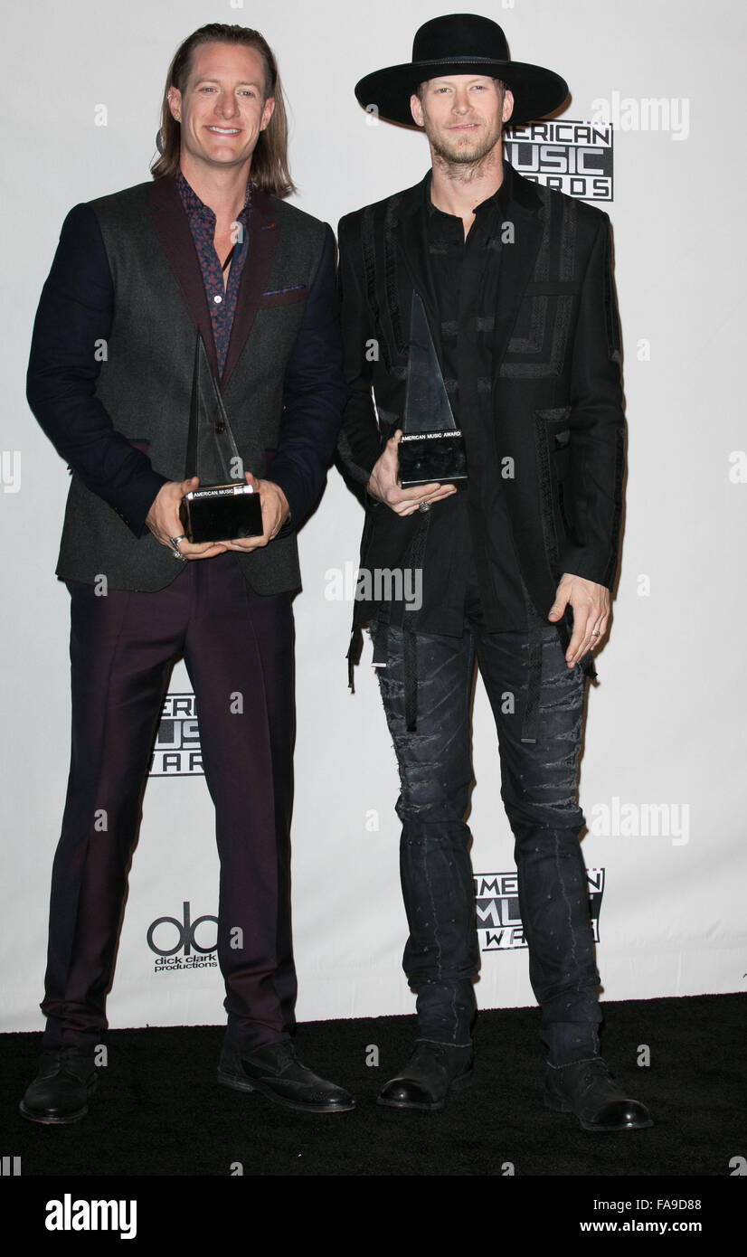 Assister à des célébrités 2015 American Music Awards au Théâtre de Microsoft. Avec : Tyler Hubbard, Brian Kelley, Floride Géorgie Ligne Où : Los Angeles, California, United States Quand : 22 Nov 2015 Banque D'Images