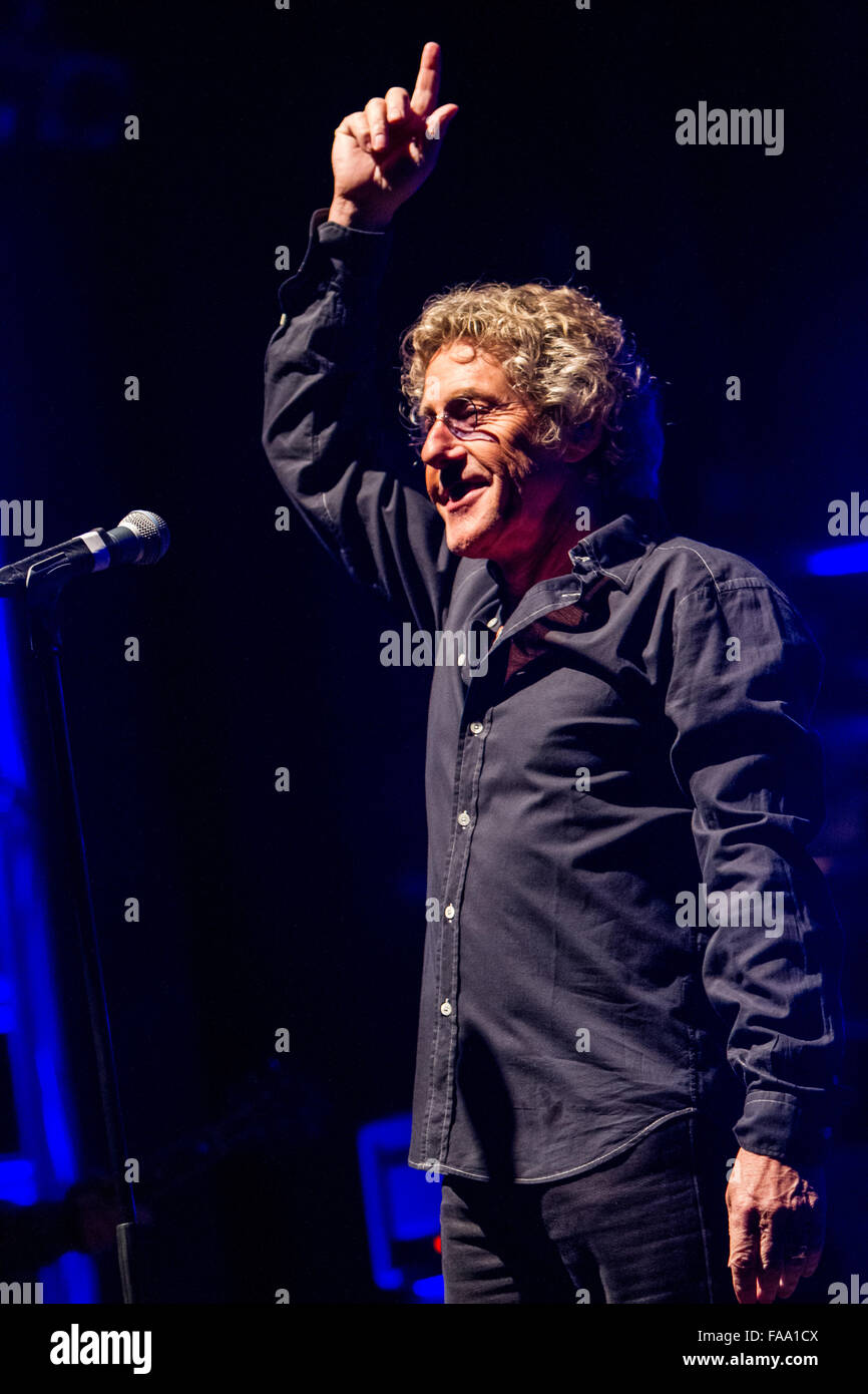 Milan Italie. Le 24 mars 2012. La chanteuse auteur-compositeur et acteur ROGER DALTREY effectue sur scène au Théâtre du Smeraldo Banque D'Images