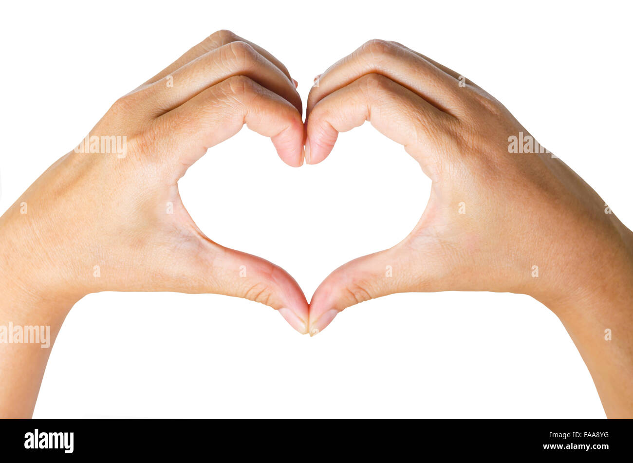 Les mains dans la forme de cœur isolé sur fond blanc sauver chemin de détourage. Banque D'Images