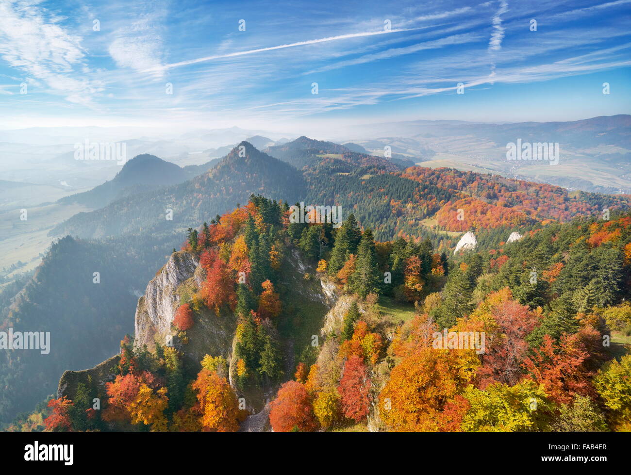 Montagnes Pieniny, vue de Trzy Korony Peak, Pologne Banque D'Images
