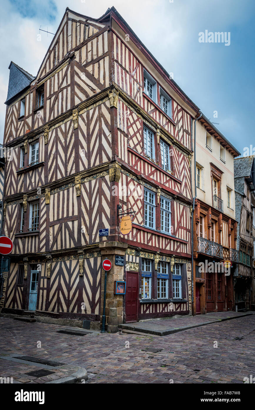 Half-Timbered et maisons en pierre et des bâtiments dans la ville de Rennes, la capitale de la Bretagne dans l'ouest de la France. Banque D'Images