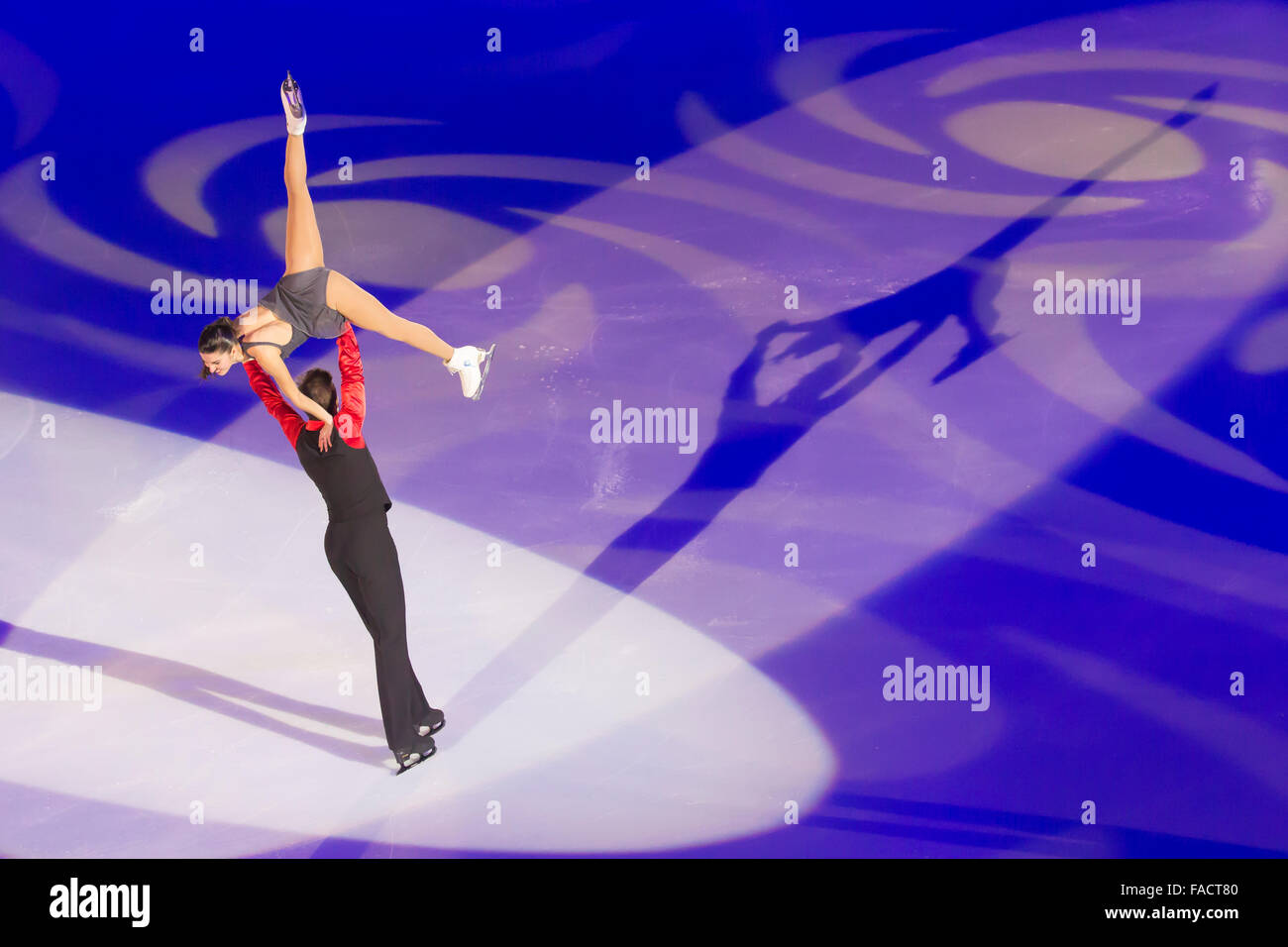 Valentina Marchei et Ondrej Hotarek champions de patinage libre Banque D'Images